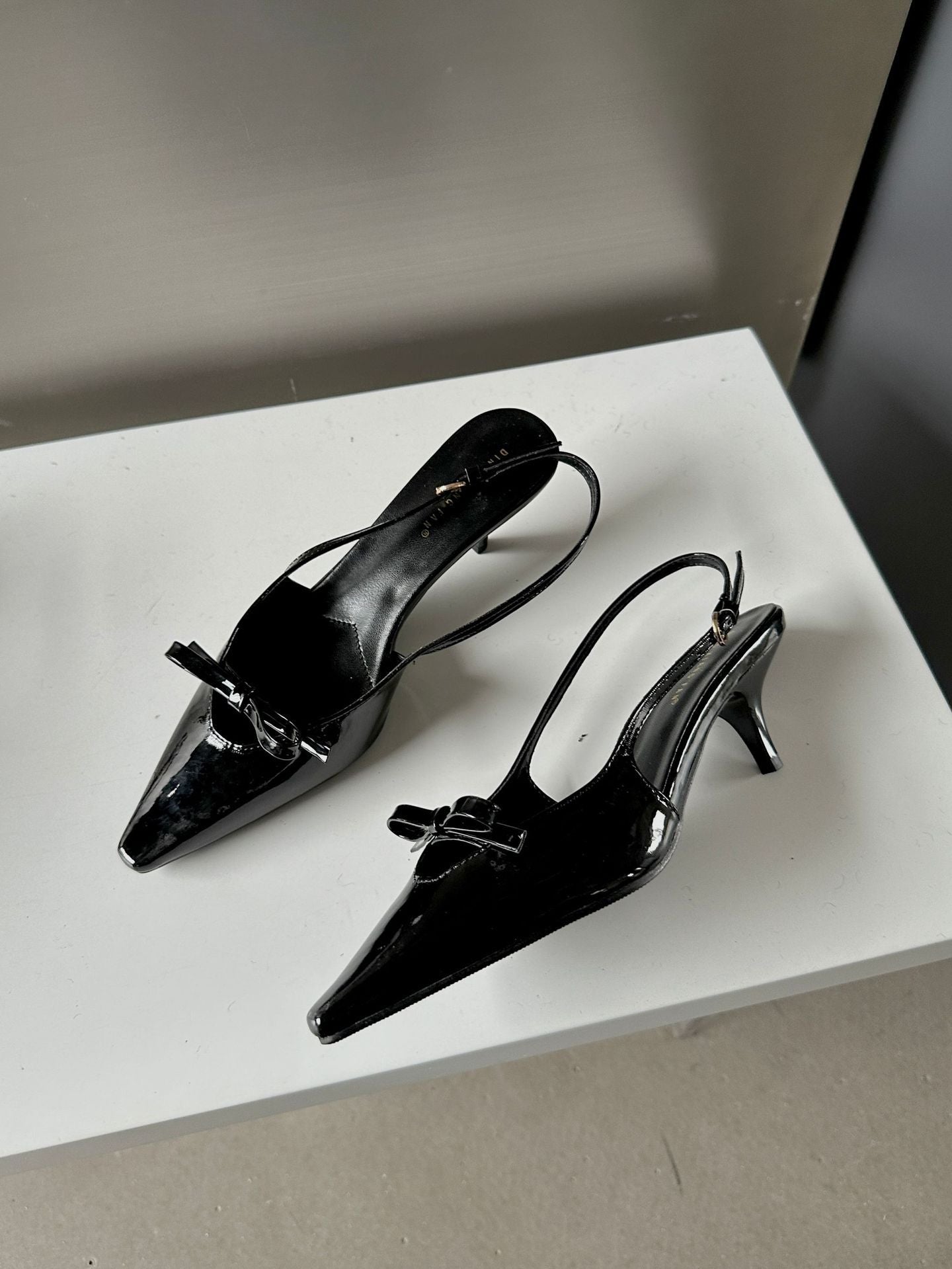 Elegant Summer Hollow Pointed High Heel Sandals - LaVoggue