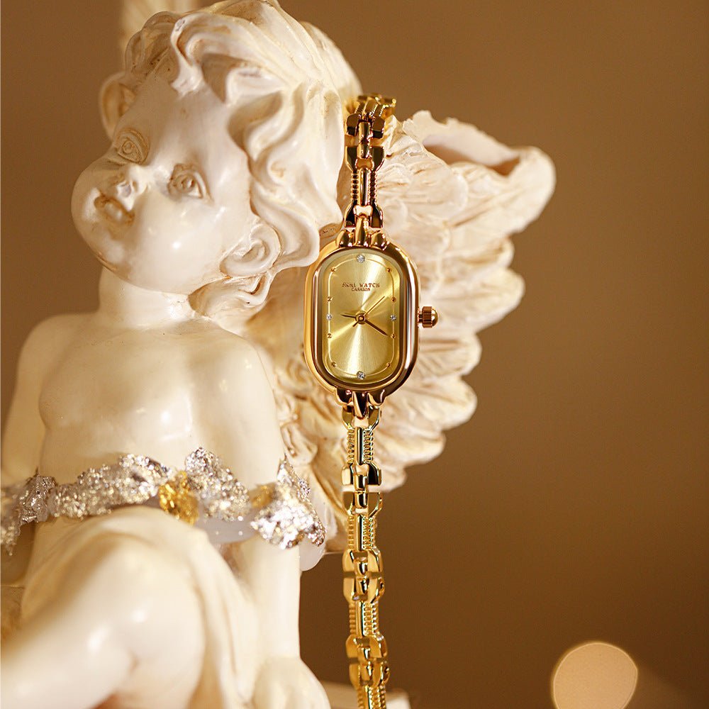 Vintage Gold Oval Watch - LaVoggue