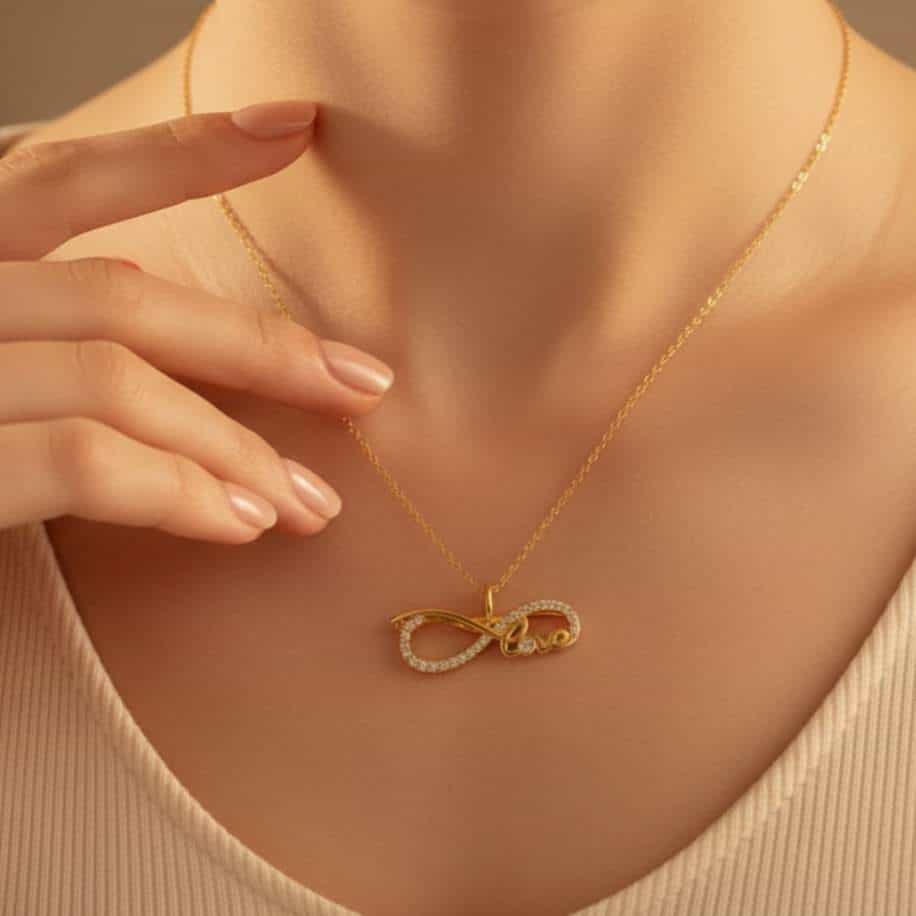 Infini Amour Necklace 2
