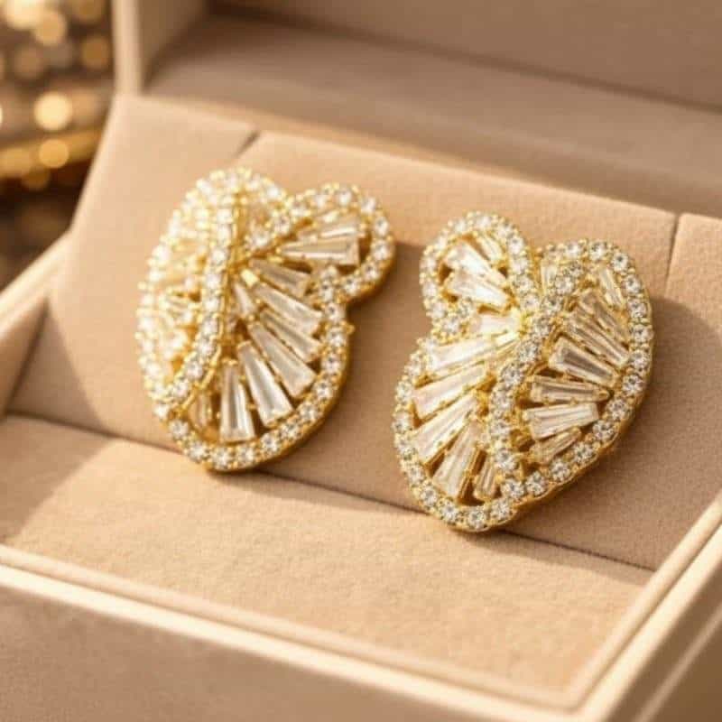Lumière Heart Crystal Earrings 3