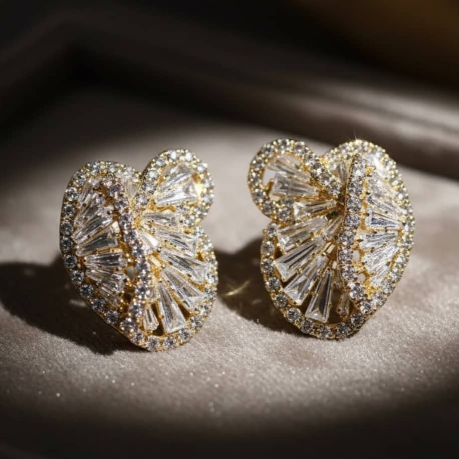 Lumière Heart Crystal Earrings 4