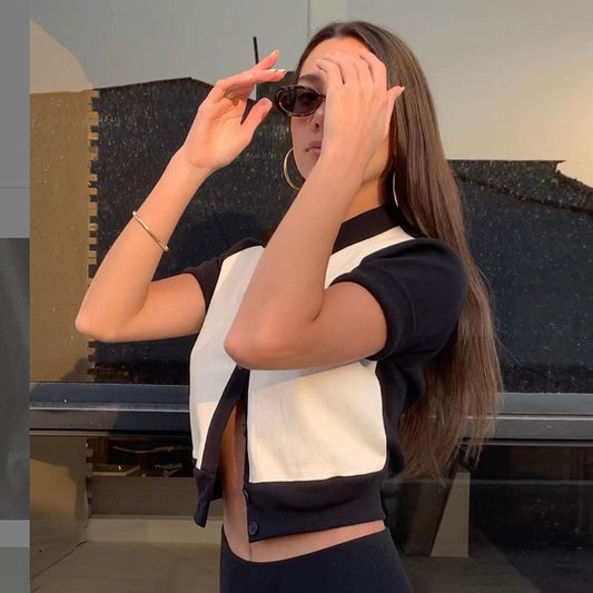 Runway Contrast Crop Shirt - LaVoggue